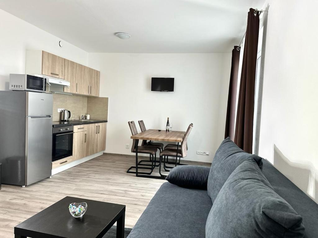 Sky Apartments 509 เปิลเซน ภายนอก รูปภาพ