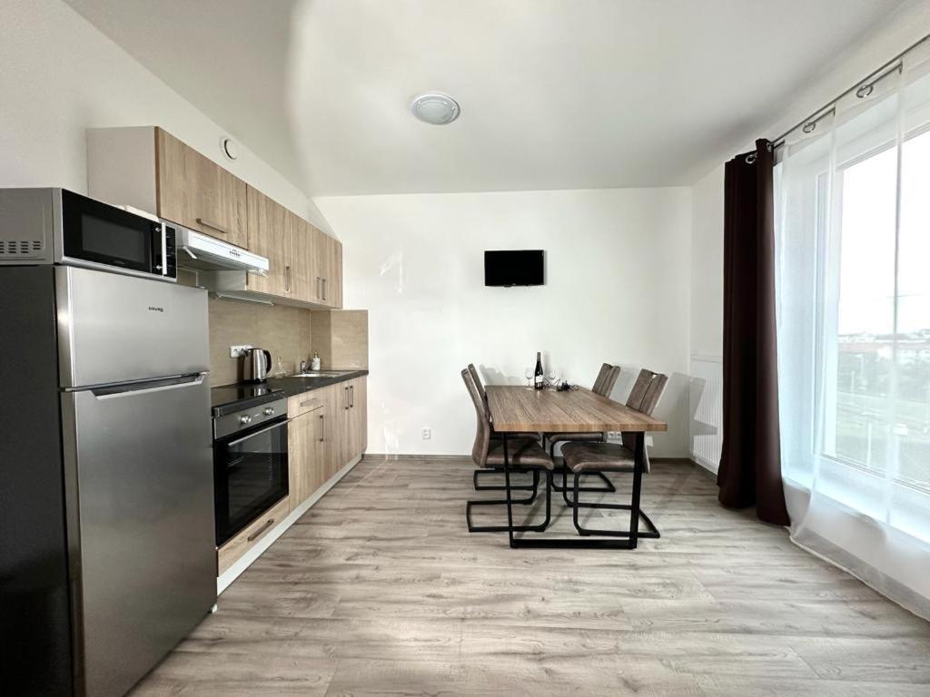 Sky Apartments 509 เปิลเซน ภายนอก รูปภาพ
